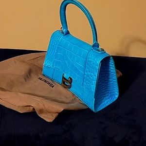 Small handbag (designer inspired)
